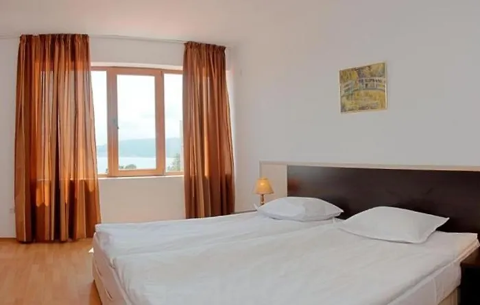 Prázdninový dům Vemara Club